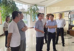 區(qū)長李皓一行前往我司參觀調(diào)研